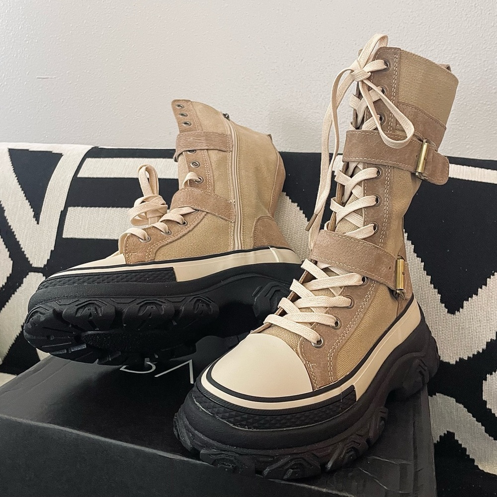 Chunky Platform Lace Up Boots